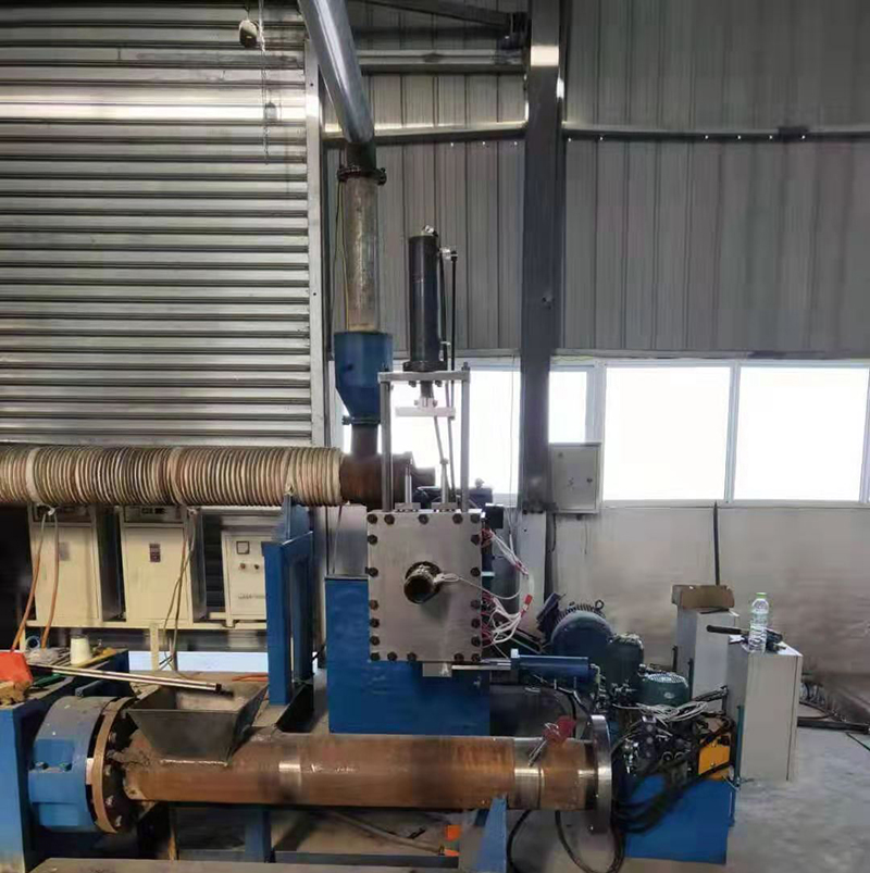 擠出機液壓換網器日常維護？